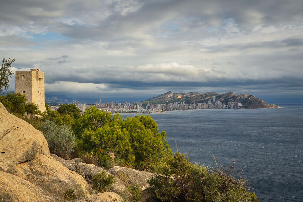 La torre del Aguiló en Benidorm 